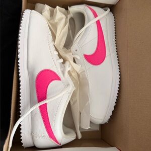 Nike White and Pink Sneakers